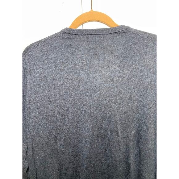 Banana Republic Mens Cashmere Silk Sweater Size Medium Navy Blue Solid V-Neck - Picture 6 of 11